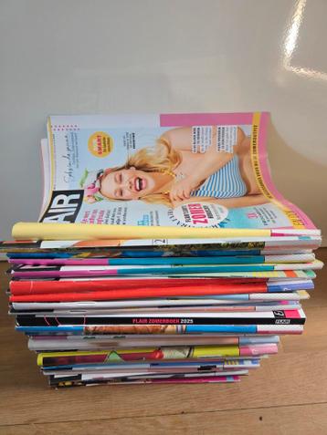 Grote stapel Flair tijdschriften, 64 stuks