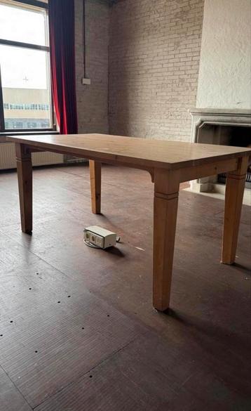 Gratis houten eettafel - 160x90 cm