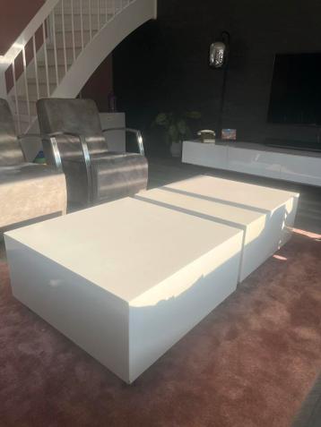 Set van 2 moderne salontafels op wieltjes