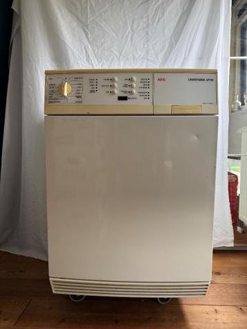 AEG wasdroger Lavatherm