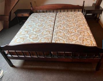 Spaans bed, 180 breed