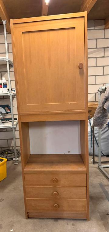 GRATIS 2 kasten garage kast berging kast vakkenkast