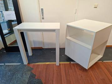 3 tafels gratis  90 en 50cm hoog