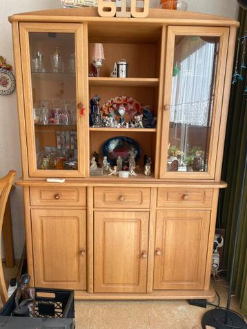 Licht eiken buffetkast GRATIS