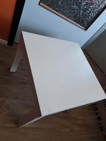 Ikea tafeltje - GRATIS
