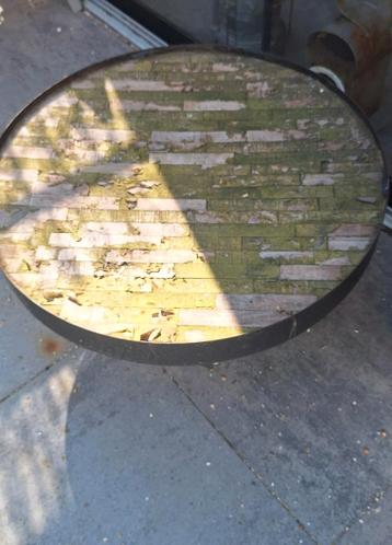 Tafeltje gratis op te halen