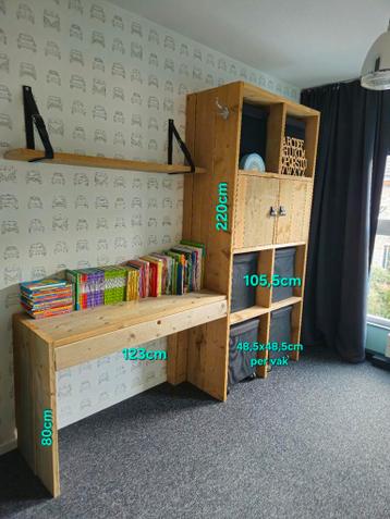 Steigerhouten vakkenkast en bureau