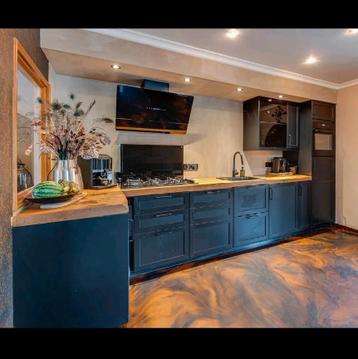 TEAB IKEA keuken gedemonteerd zonder blad en apparatuur