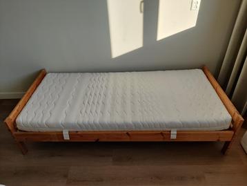 Tweemaal eenpersoonsbed