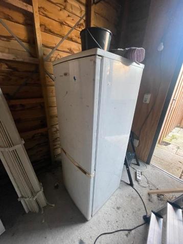 Gratis Refrigarator
