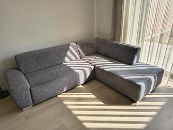 Hoekbank grijs. Gratis af te halen