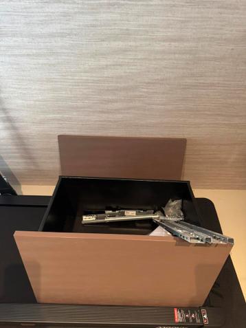 GRATIS IKEA Besta lade + front (nieuw, compleet)