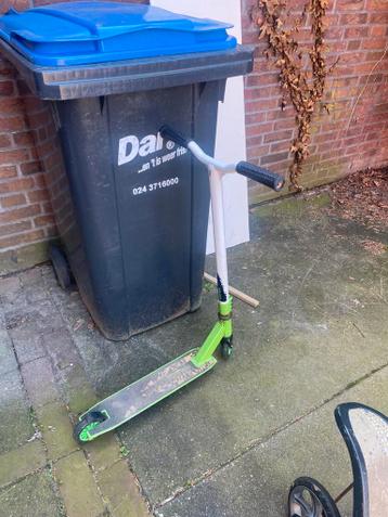 Spacescooter en stuntstep gratis af te halen