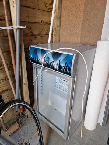 Koelkast, gratis af te halen