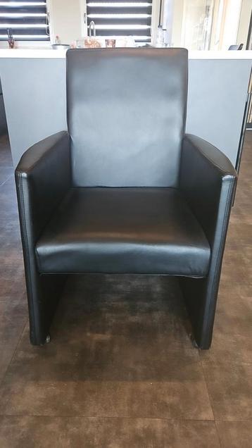 Gratis eetkamerstoelen op wielen (ook per stuk)