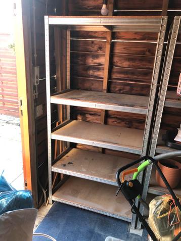 2 gratis stellingskasten - 1.80m hoog, 45cm diep, 90cm breed