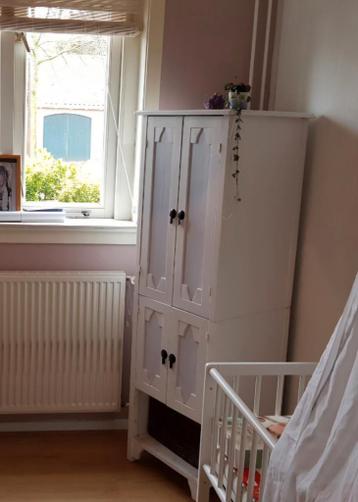 Gratis afhalen: Schattig kastje voor kinderkamer