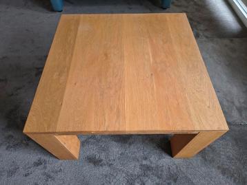 Salontafel 80x80x46 cm hout