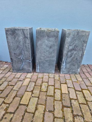 Stenen plantenbakken 78 h x35x35
