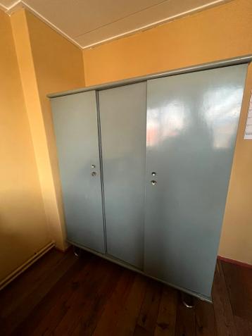 Jaren 60 Kledingkast GRATIS AFHALEN