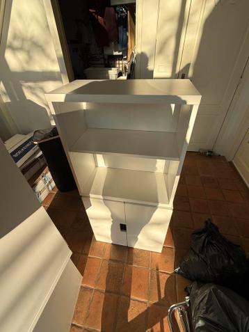 2x IKEA hangkastje 60x30cm wit