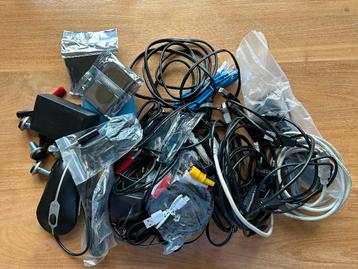 snoertjes, stekkers etc.