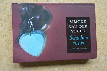 Schaduwzuster Simone van der Vlugt Thriller Dwarsligger 62