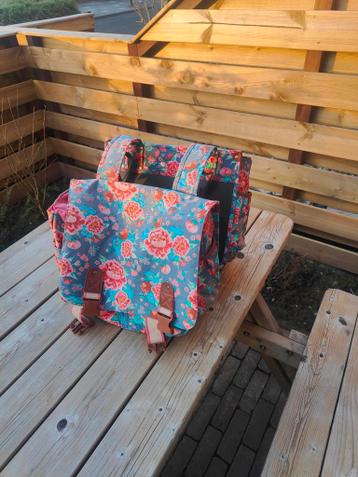 Fietstas met bloemenprint - gratis ophalen