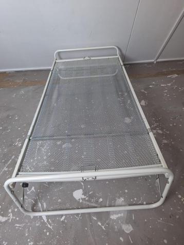 Opklapbaar logeerbed Gratis