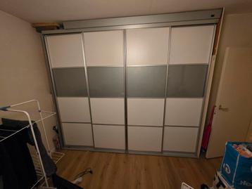 Gratis! Kleding kast inbouw gaat anders naar de stort