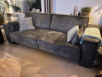 Grijze 3-zits bank