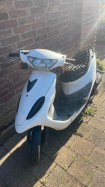 SYM DD50 Scooter - Start niet, met extra onderdelen