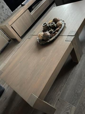 Gratis tv meubel en 2x salontafel eiken