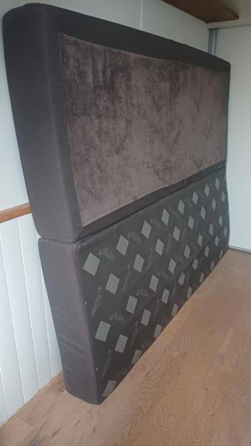 Tempur matrassen 80 x 200 x 20 cm gratis op te halen.