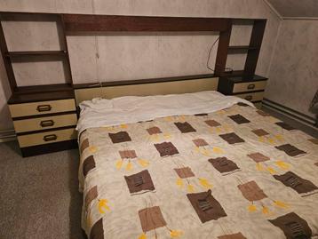 Waterbed incl.kasten+spiegel,21 mrt halen