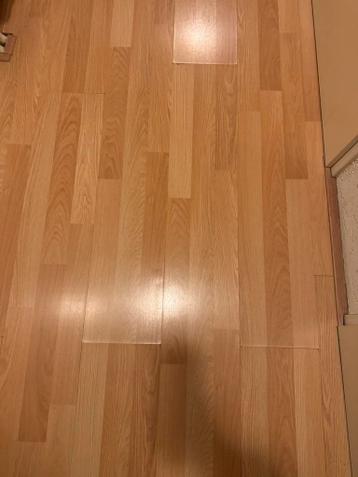 Gratis laminaat, ca. 70 m², zelf demonteren en meenemen