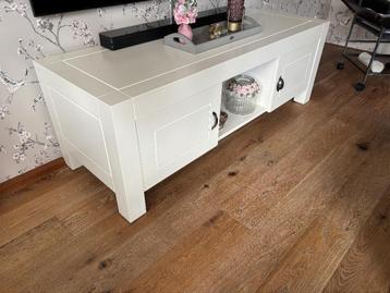 Witte eiken tv meubel // GRATIS…