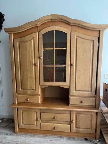 GRATIS - Houten wandmeubel/vitrinekast