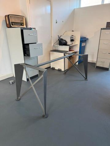 Staale onderstelsel 145cm lang