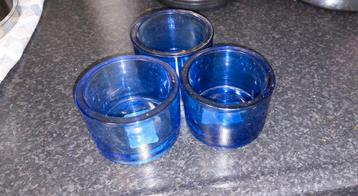 GRATIS: 3 -grote- blauwe waxinelichthouders HEMA