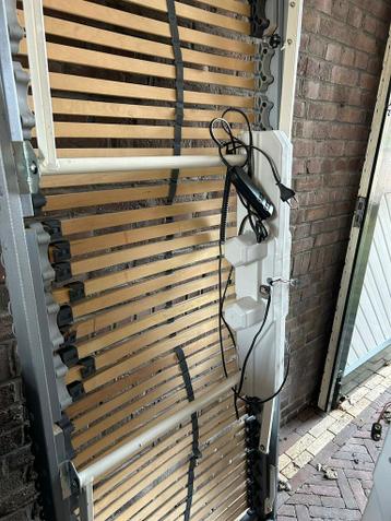 2 elektronische lattenbodems 42 lats