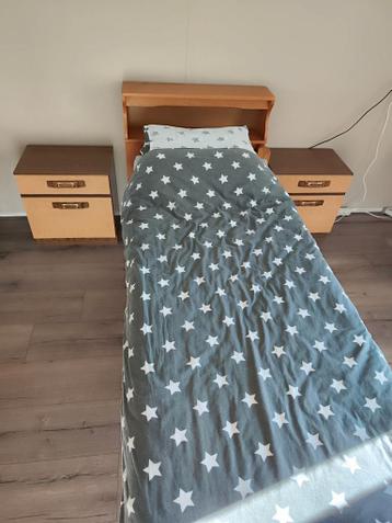 1 persoonsbed met verstelbare Auping bedbodem