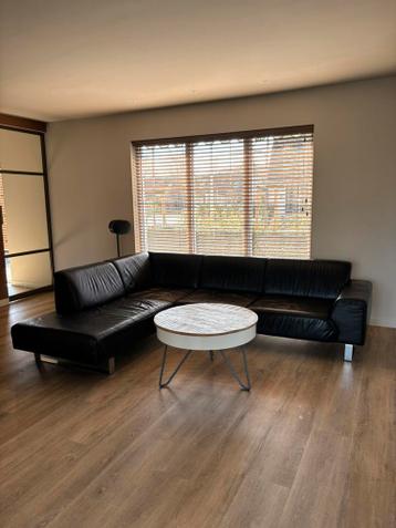 Gratis afhalen zwarte leren bank