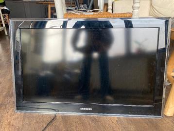 Gratis Samsung TV - werkt goed direct mee te nemen!