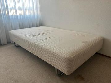 Gratis afhalen Matras met poten 120x200
