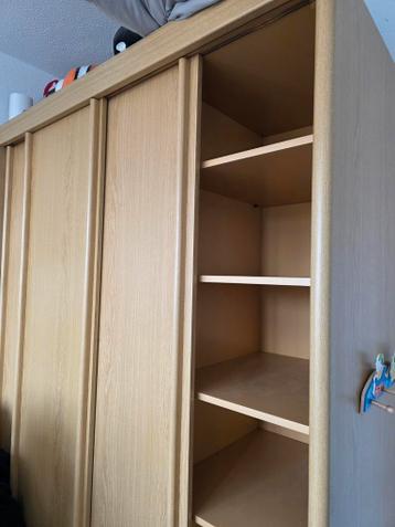 Kledingkast