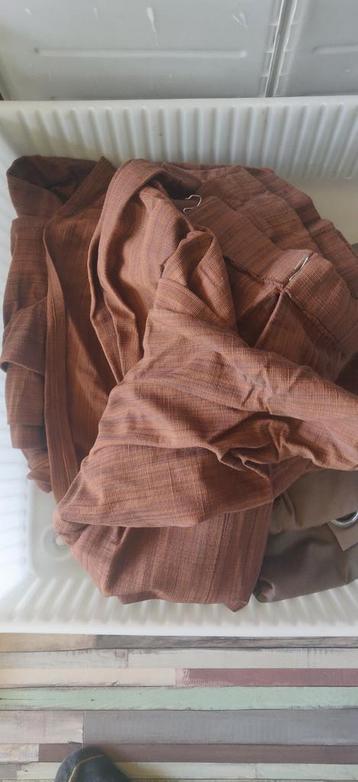 Bruine gordijnen, mooie stof.