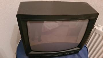 Klein formaat tv (met buik)