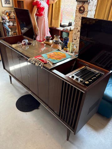 Grundig Mosaik audio meubel