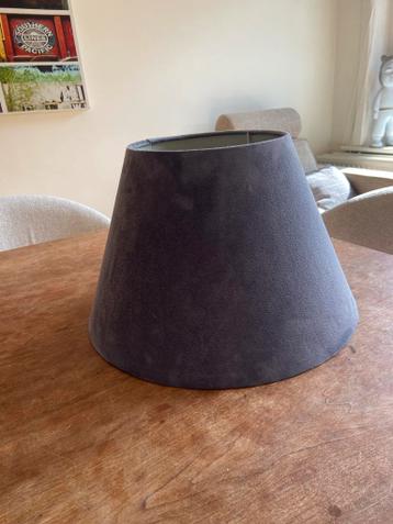 Gereserveerd: Bruine lampenkap, diameter 40cm